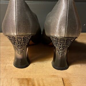 Salvatore Ferragamo Vintage Ornate Metallic Heels Shoes!